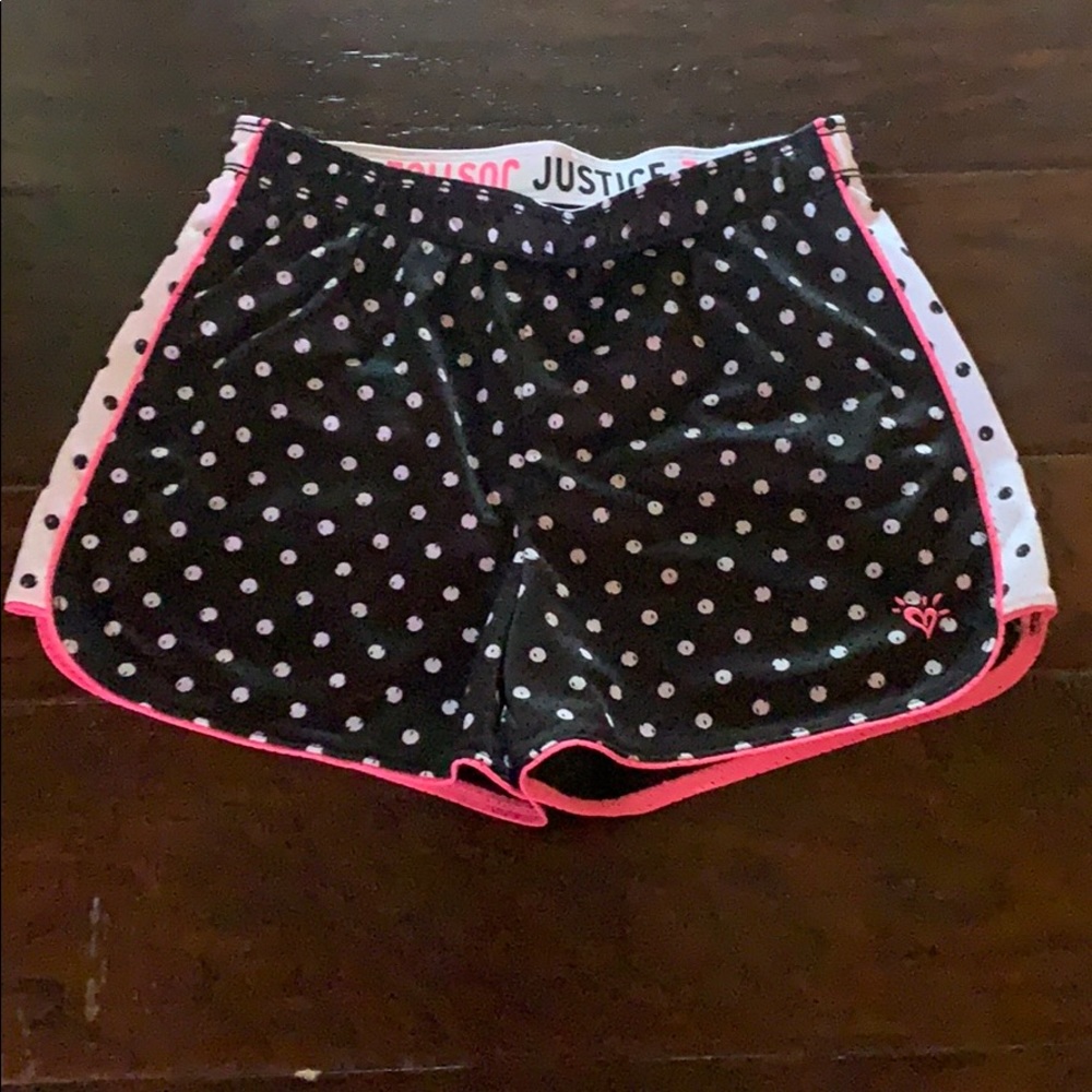 Athletic mesh shorts